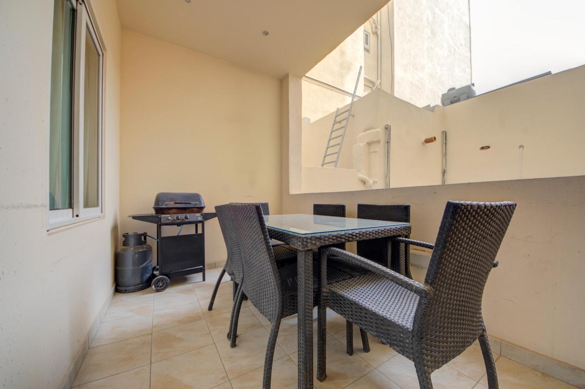 Sapphire Residences - Sliema 2 Bedroom Apartments With Views By Shortletsmalta Exterior foto